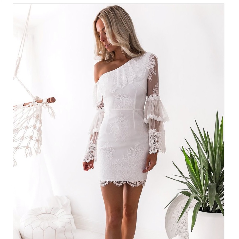 Two Sisters White Lace Dress